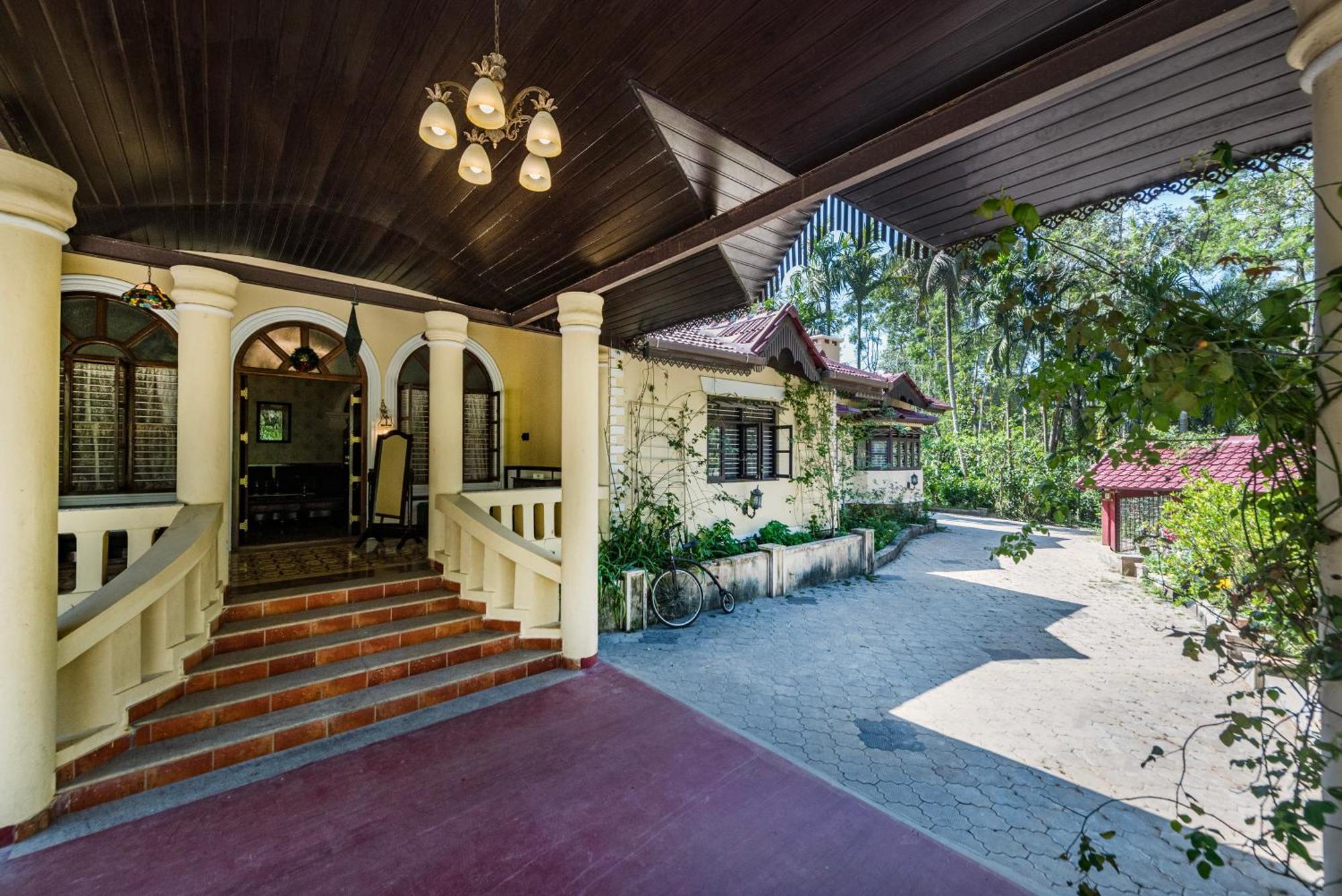 SaffronStays Calamondinn Bungalow Gonikoppal Exterior foto